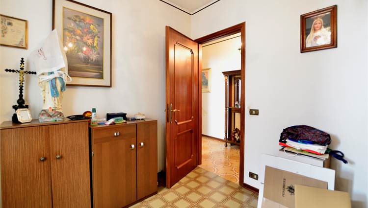 3a camera appartamento al piano primo