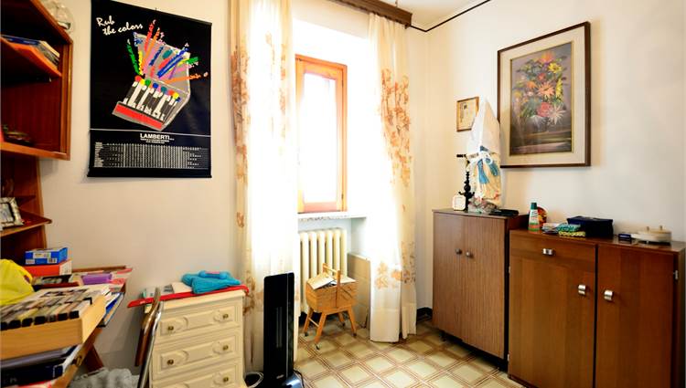 3a camera appartamento al piano primo