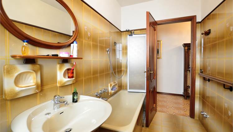 Bagno appartamento al piano primo